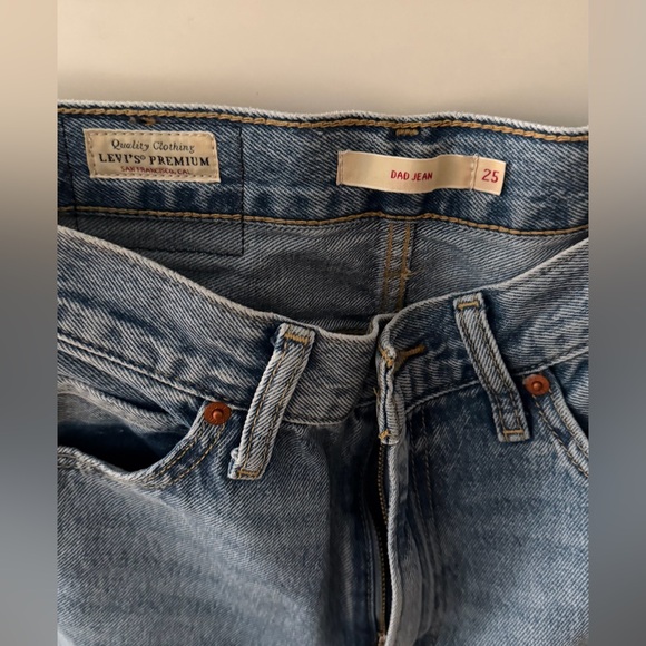 Levi's Women's Straight Leg Blue Jeans - Picture 2 of 4